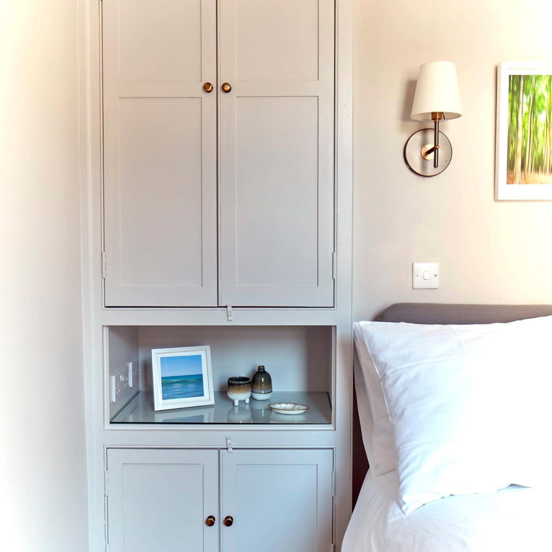 Spacious Beach Front Apartment With Stunning Sea Views เดล ภายนอก รูปภาพ